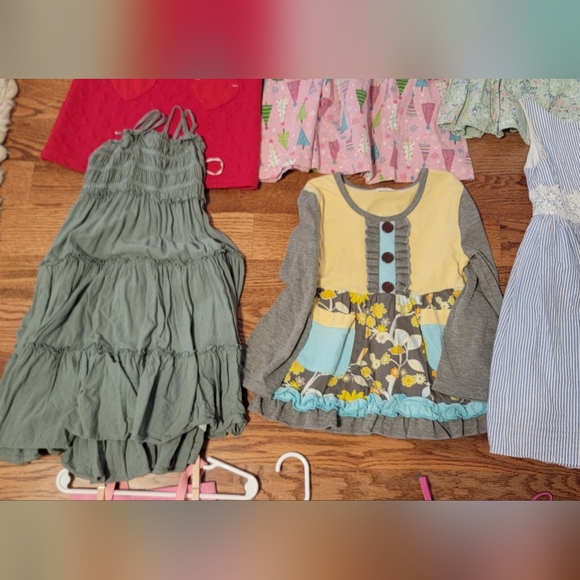 16 Piece Girl Clothes Bundle - Picture 6 of 9